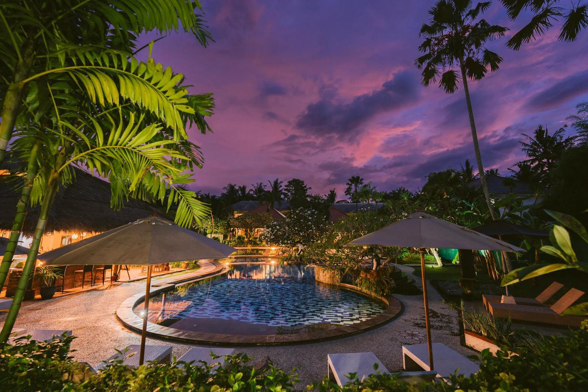 มาเดวิเบย์รีทรีท Hotel ปูลูกาน ภายนอก รูปภาพ